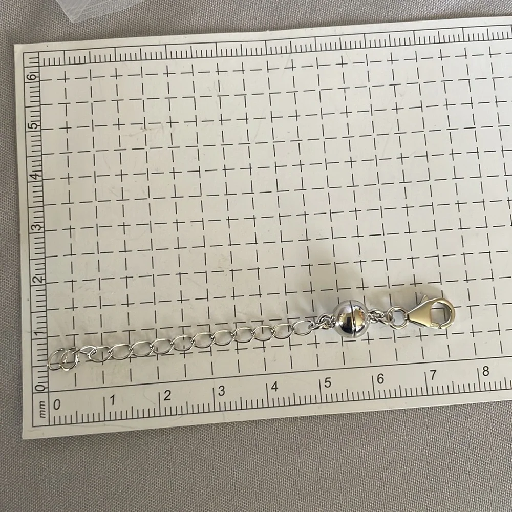 JTV Magnetic Necklace Closure - Picture 5 of 7